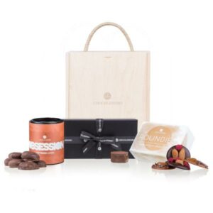 Belgian Brands - Chocolate Set In A Wooden Box Chocolissimo > Geschenken Chocolissimo
