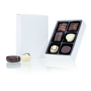 White L - Chocolates 6 chocolats in a box Chocolissimo > Pralines Chocolissimo