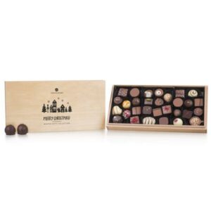 Xmas Premiere Maxi - Chocolates Chcoolates in a wooden box Chocolissimo > Chocolate gifts Chocolissimo